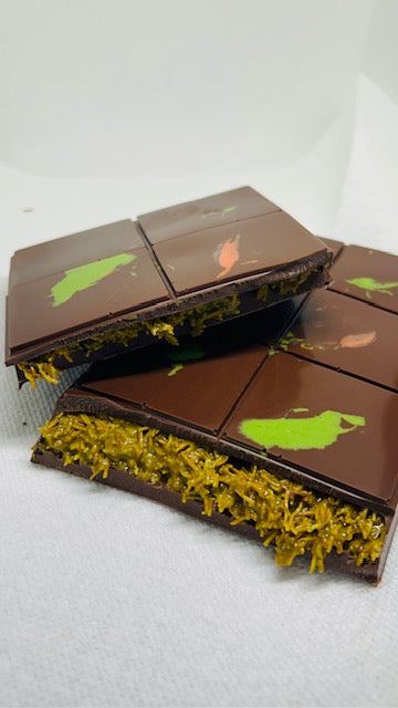 1 Pound Dubai Pistachio Chocolate Bar