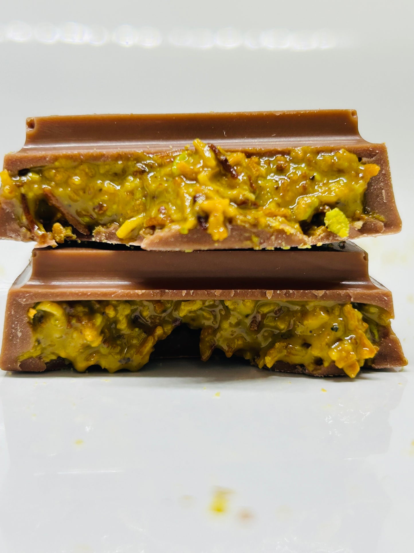 2 Oz Dubai Pistachio
