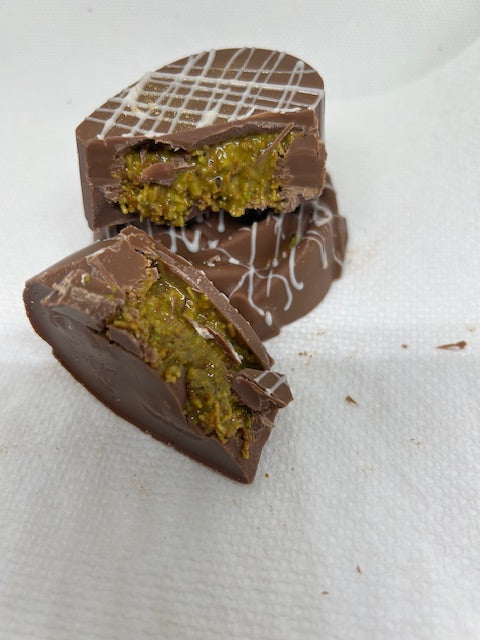 VALENTINES DAY DUBAI PISTACHIO CHOCOLATE 3 OZ